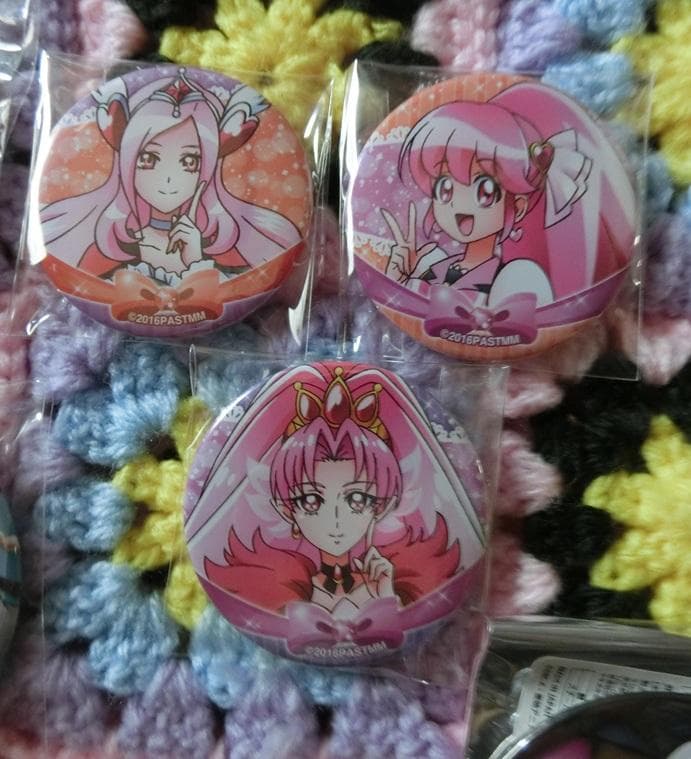 プリキュア　缶バッジ　セット