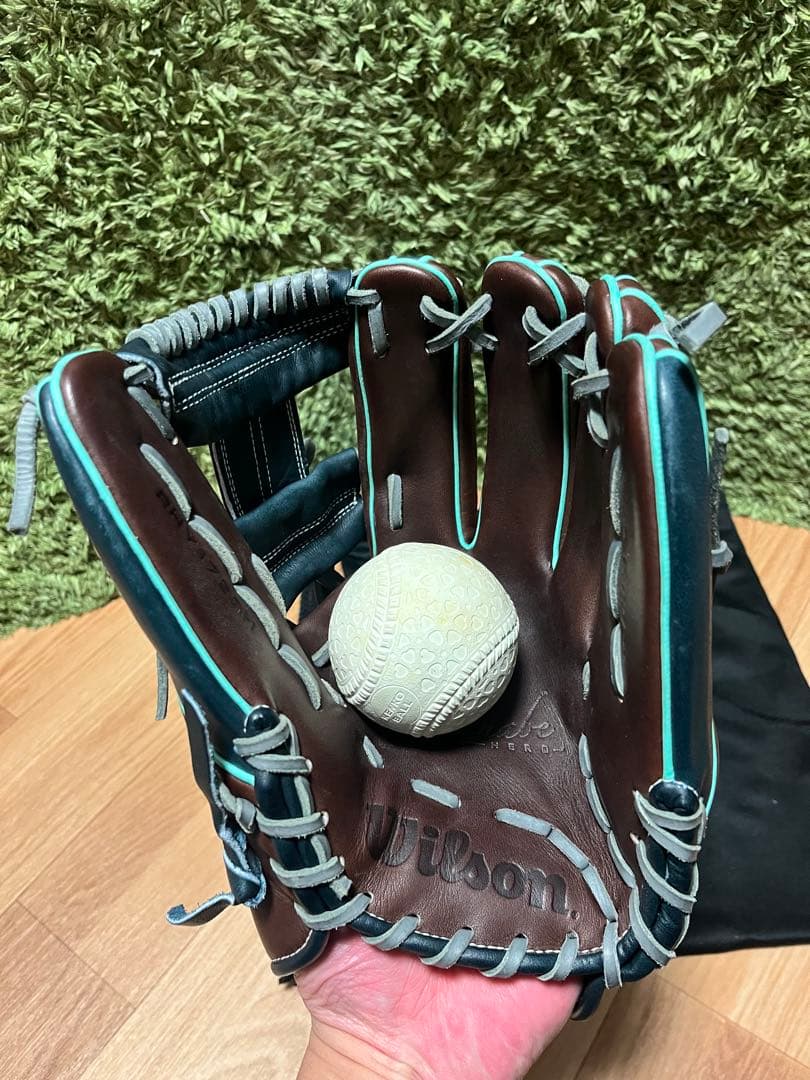 r*7様 ウィルソン ワナビーヒーローデュアル 軟式内野手用1723型 ブラウン