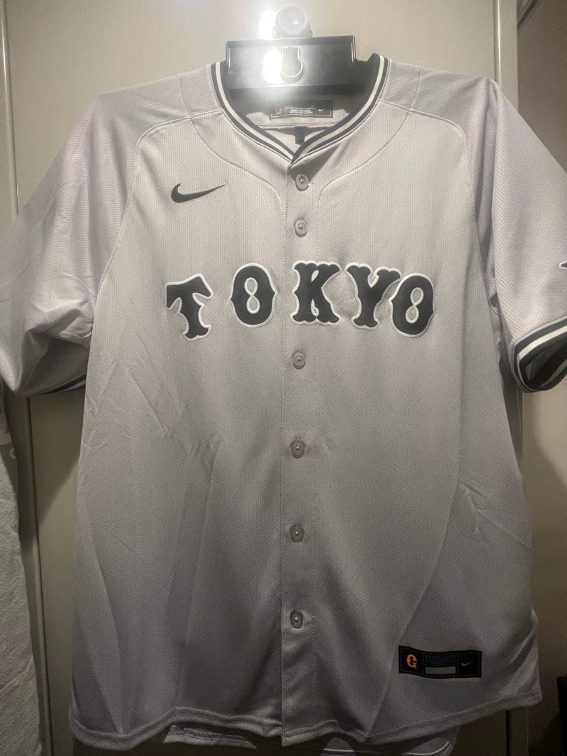 ひ*ろ様 【タグ付き】巨人　浅野翔吾　直筆サイン入りユニフォーム