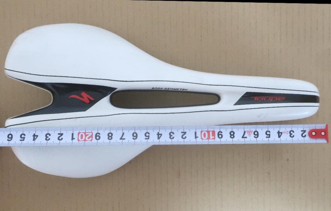 SPECIALIZEDサドル【TOUPE 143mm】カーボンレール仕様