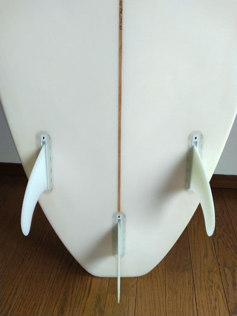 ESSENCE ファンボード6.4ft トライフィン