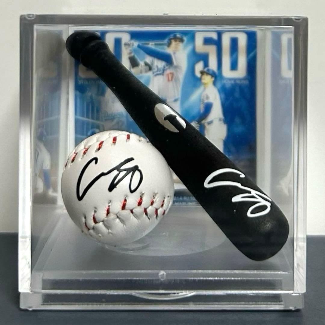 大谷翔平選手 50/50サインプリントフィギュアボール、MLB TOPPSカード