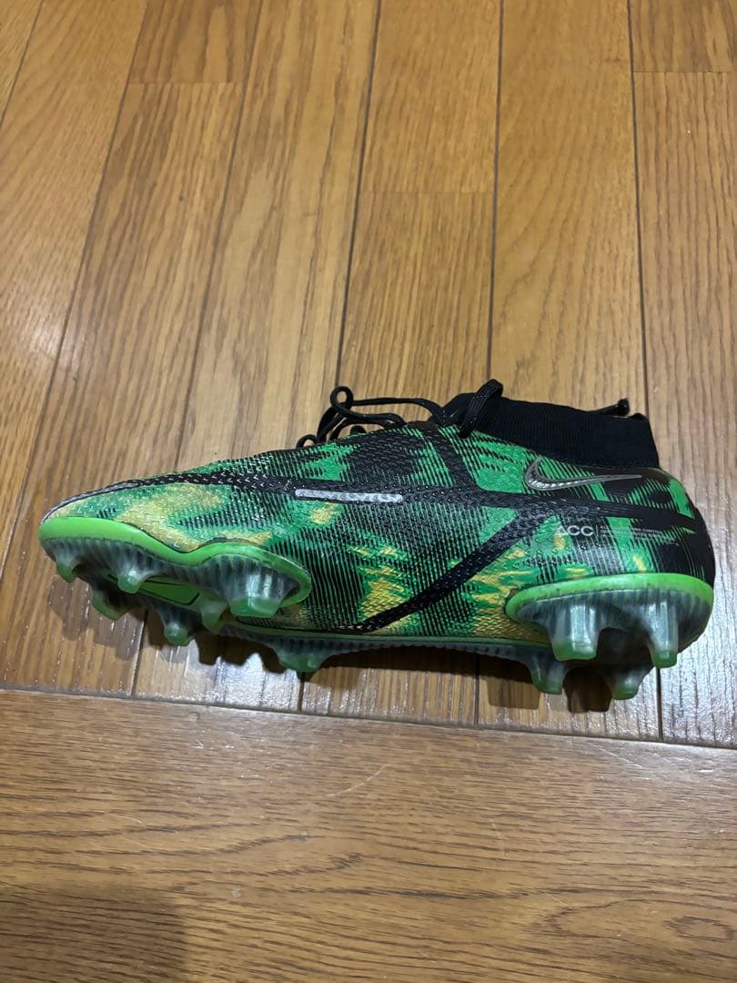 Nike Phantom サッカーシューズ グリーン/ブラック25.5cm
