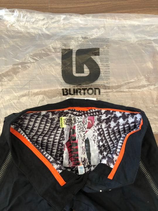 【美品】BURTON レディース　スノーボードウェア上下