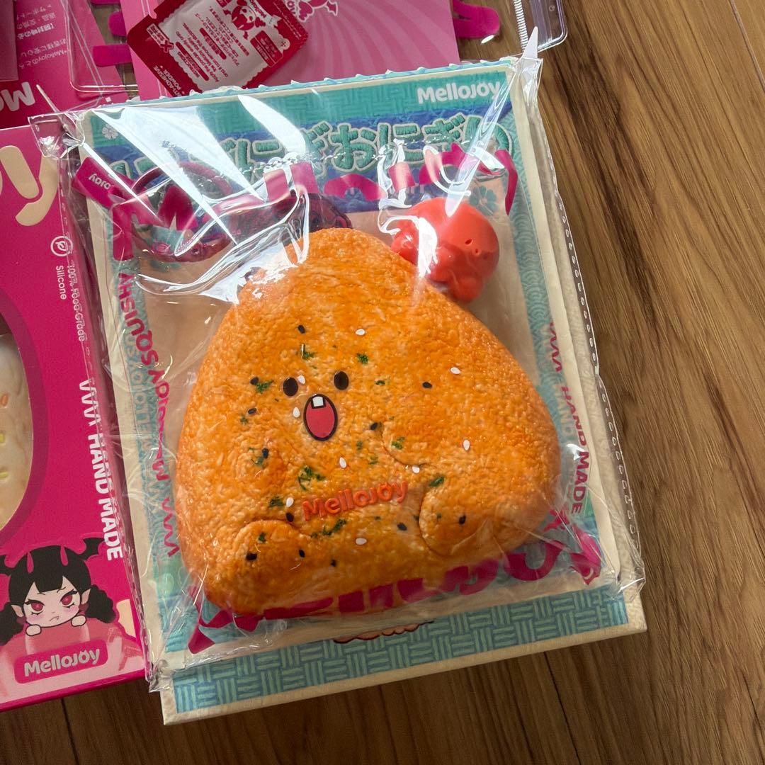メロジョイ　　おにぎり　　マシュマロ　未開封