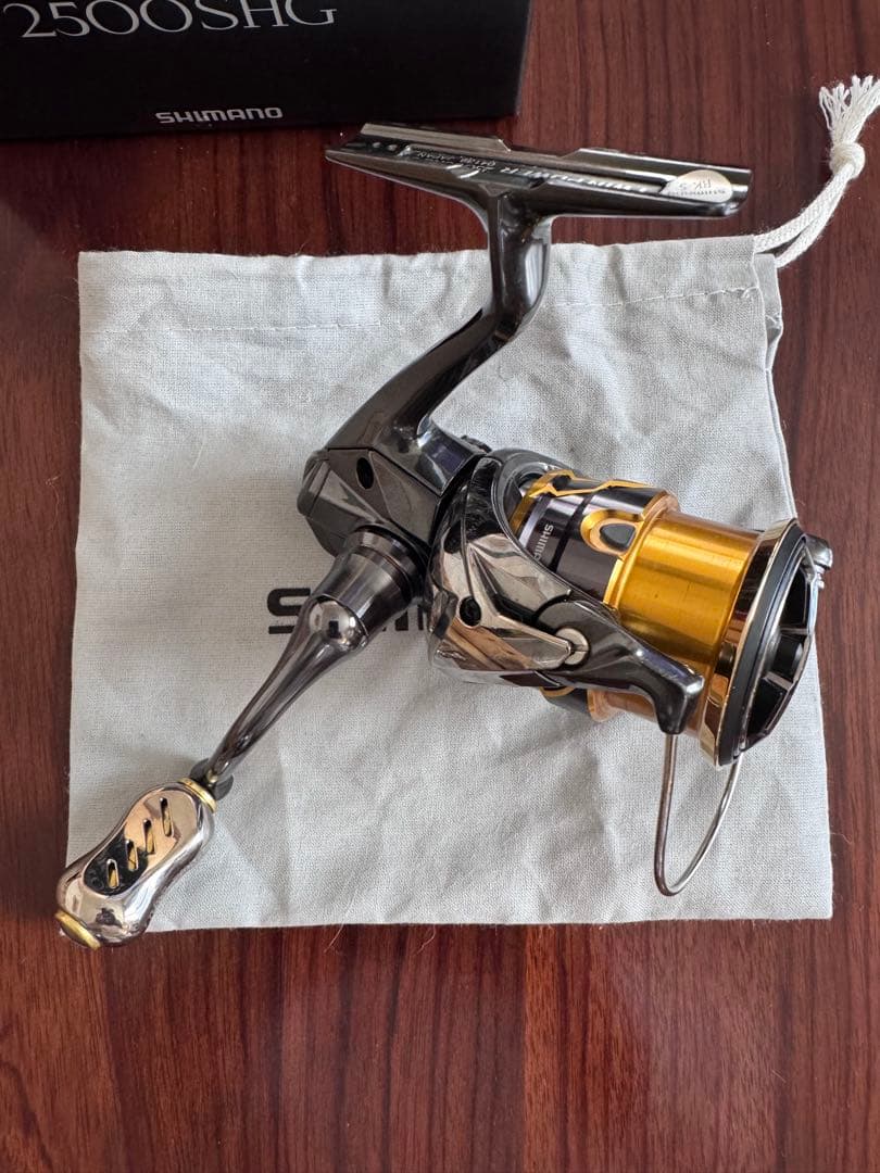 SHIMANO TWIN POWER 2500SHG スピニングリール