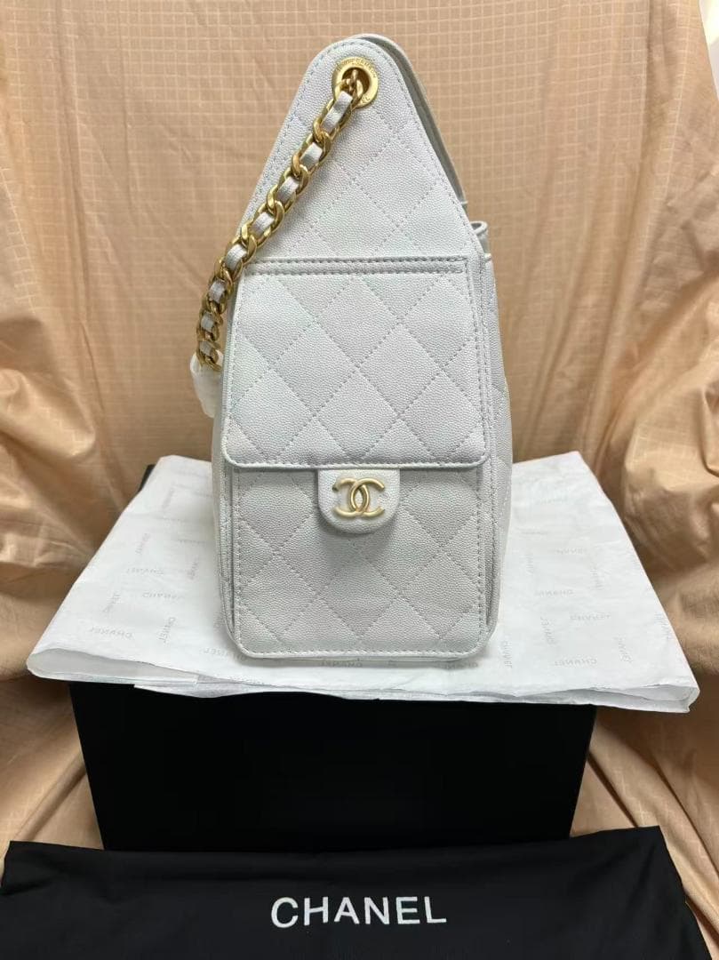 【非売品】 VIP限定 ホワイト キルティング ハンドバッグ~~