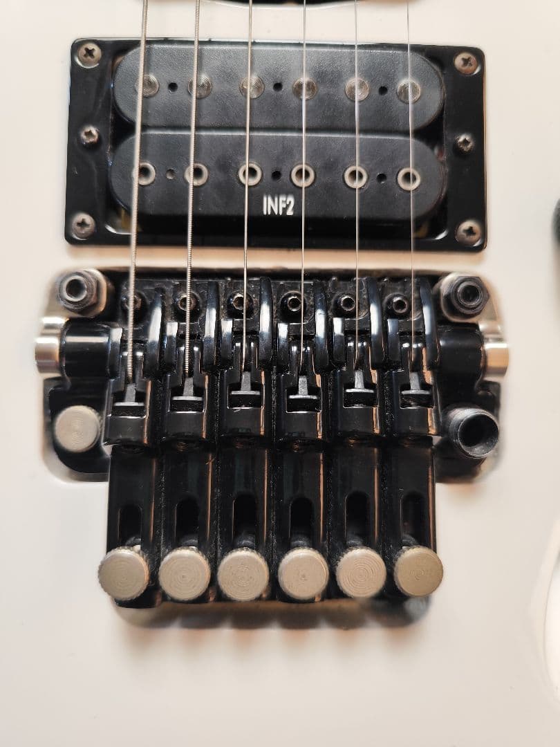ギター Ibanez S 570B