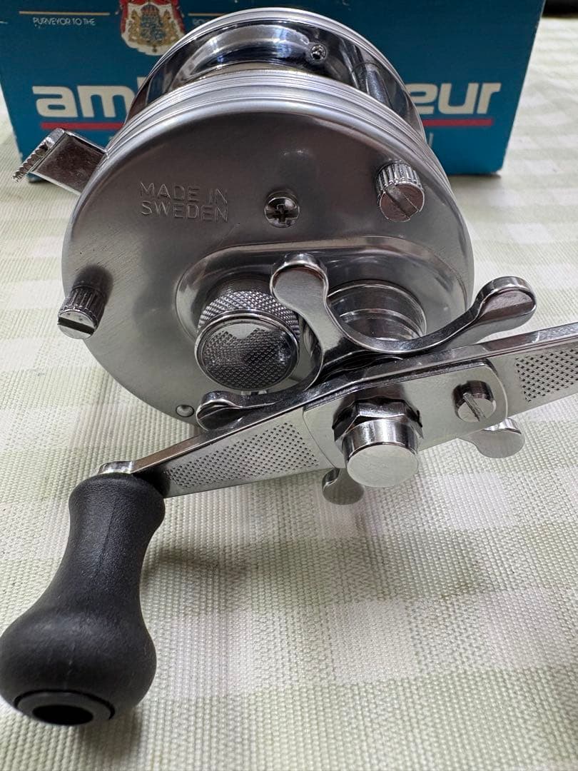 アブガルシア アンバサダー 4500CS シルバーAbu Garcia ABU