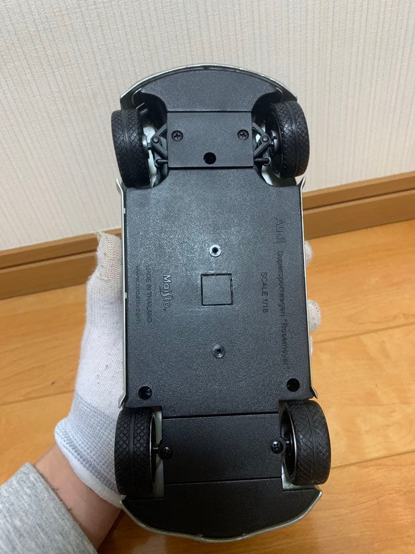 Audi スポーツカー ミニカー シルバー
