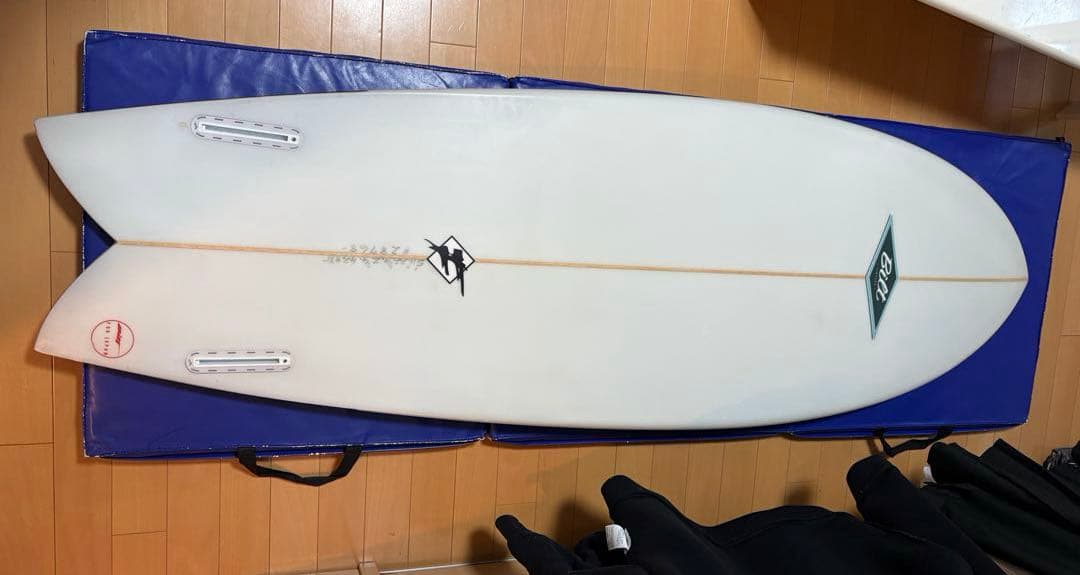 BILT ビルト　サーフボード　ブロウフィッシュ　ツイン　フューチャーフィン