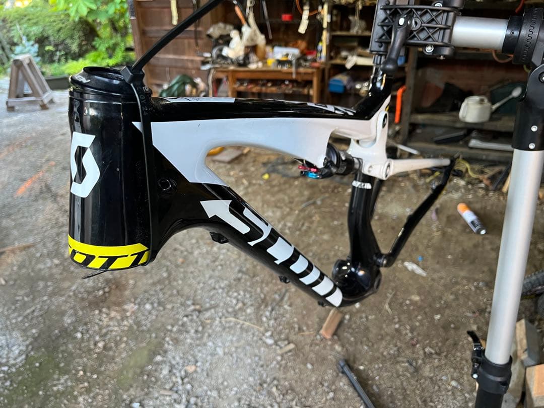 SCOTT spark 720 2015 フレーム