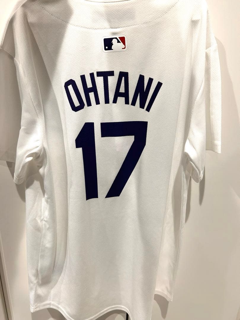 【新品未使用】Nike ドジャース 大谷選手ユニフォーム 140cm