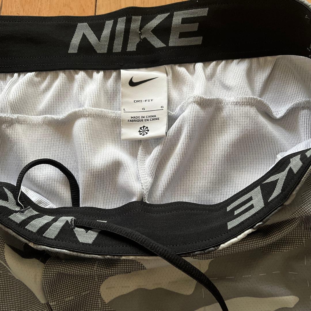Nike L 赤迷彩ショートパンツセット