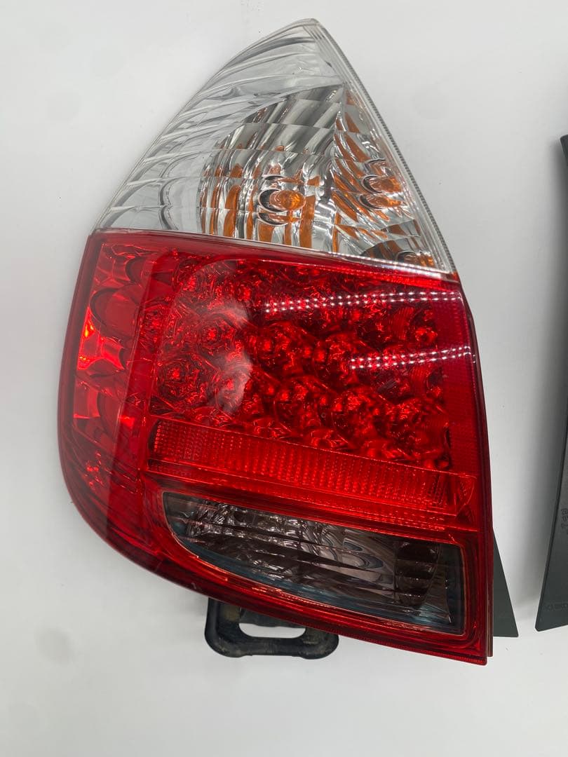ホンダ フィット GD1 GD2 GD3 GD4 LEDテールランプ 左右セット