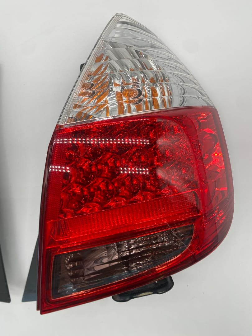 ホンダ フィット GD1 GD2 GD3 GD4 LEDテールランプ 左右セット