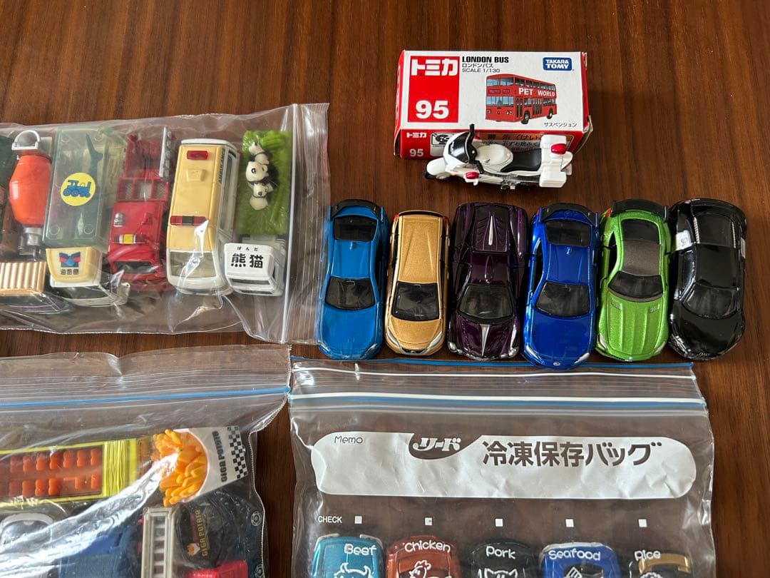 トミカ　大量　おもちゃ　まとめ売り