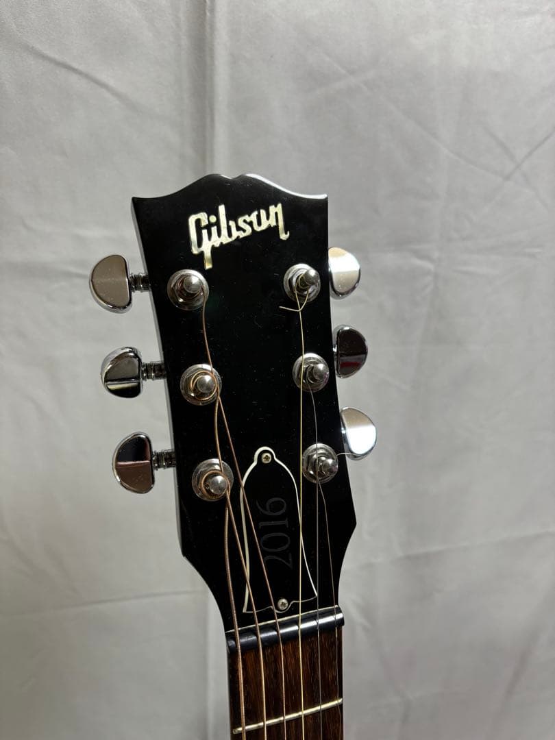 【未使用に近い】Gibson J-45 Standard VS （2016年製）
