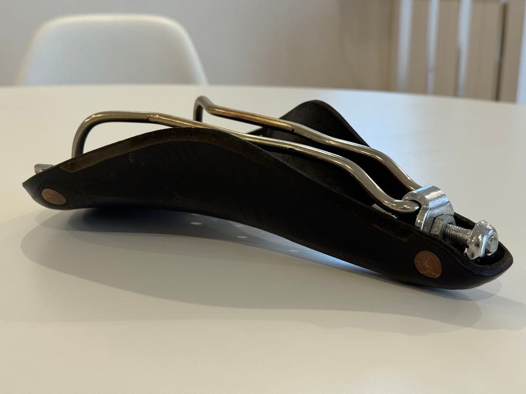 BI7 SPECIAL BROOKS LAB サドル