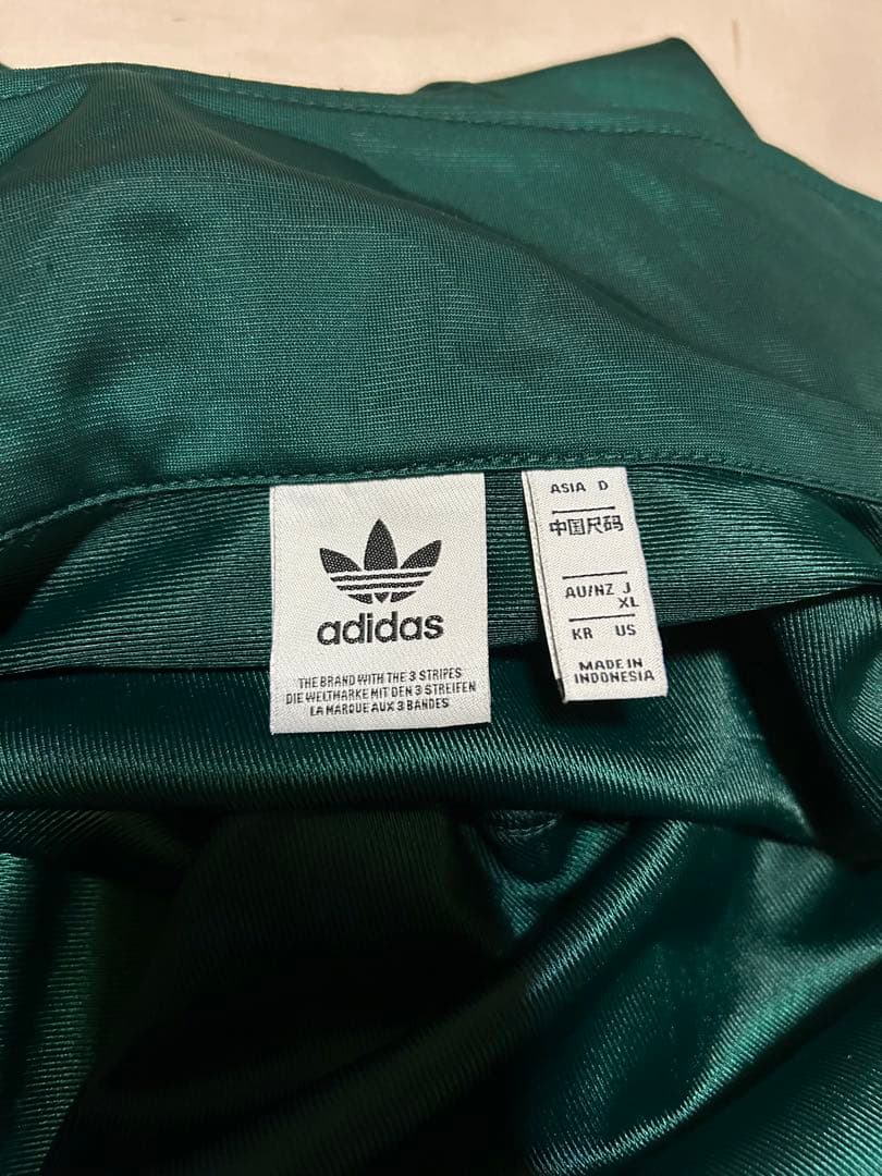 adidas 緑 ストライプ ジャージジャケット XL