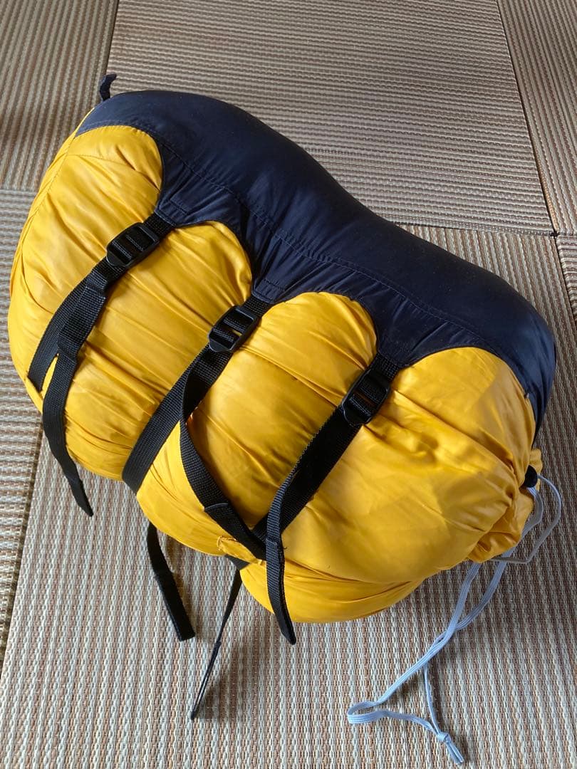 mont-bell Alpine Burrow Bag #2 モンベル　寝袋
