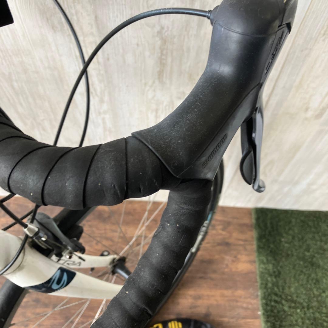 Cannondale CAAD8 ロードバイク　備品多数