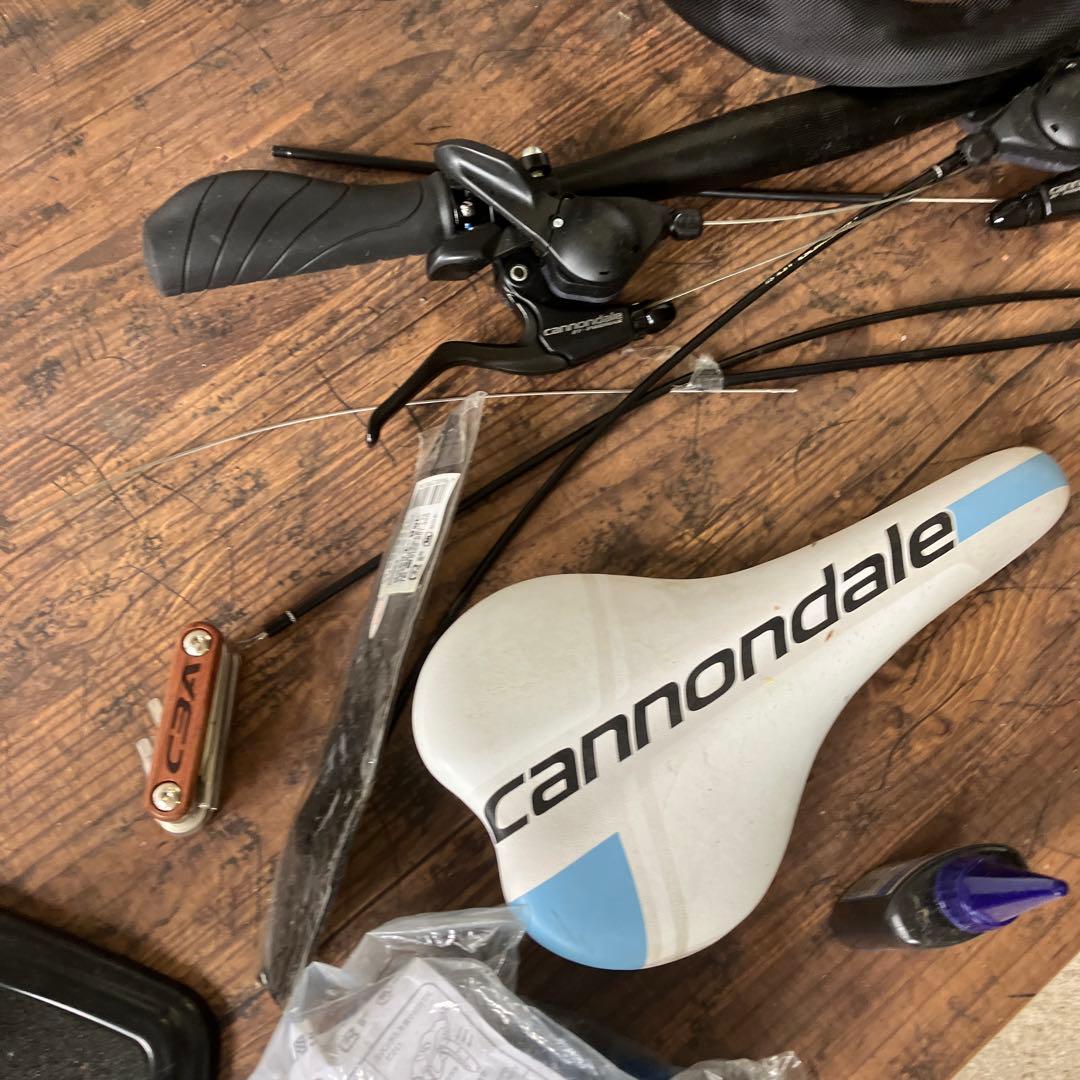 Cannondale CAAD8 ロードバイク　備品多数