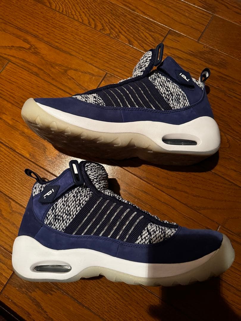 nike AIR SHAKE NDESTRUKT PIGALLE ピガール