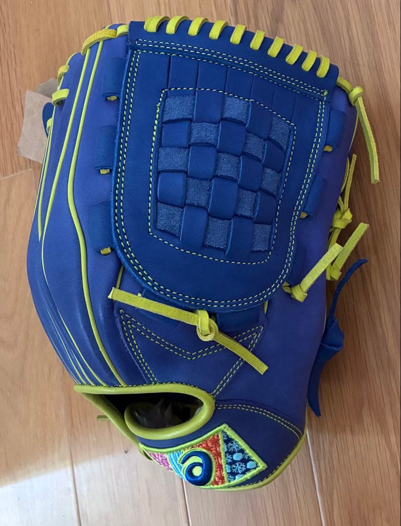 【新品】アシックス　軟式グローブ　シキサイ