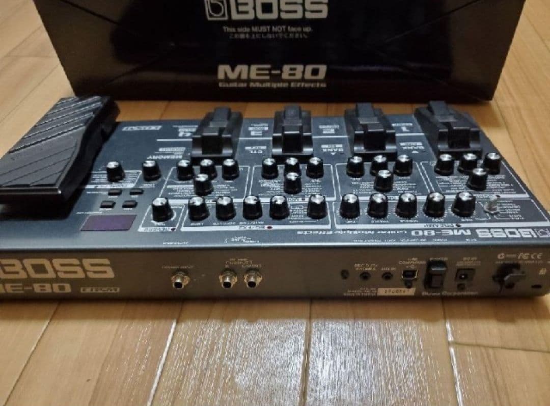 ME-80 BOSS マルチエフェクター ギター用