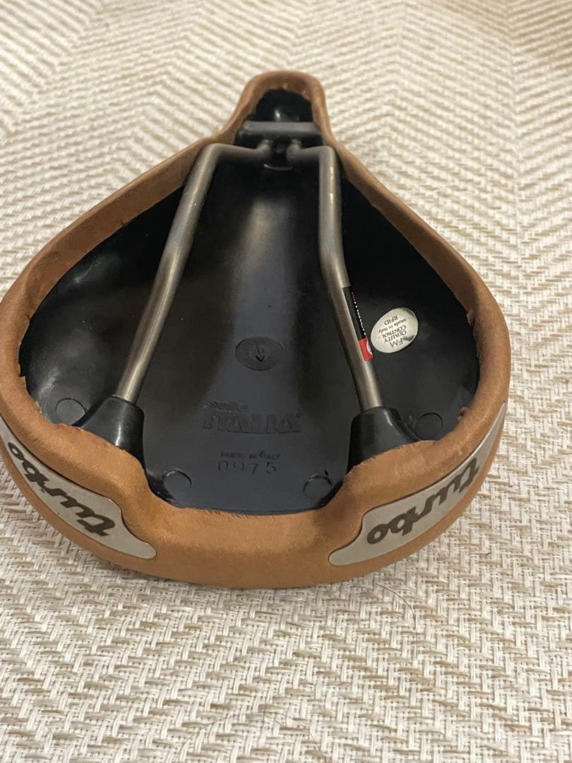 Selle Italia スポーツサドル ブラウン