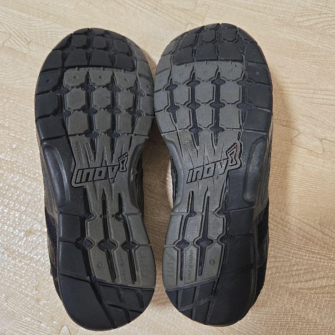 イノヴェイト　inov-8　F-LITE235　V1　28cm