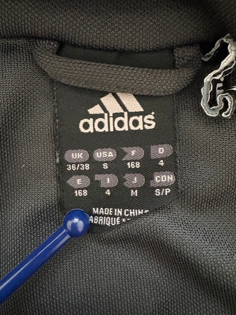 リバプール adidas トレーニングジャケット USA S M 刺繍ロゴ