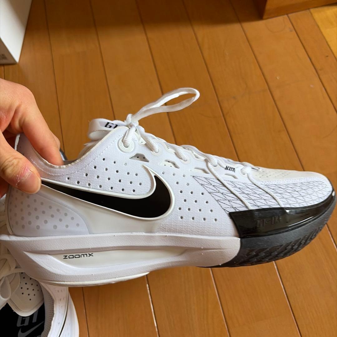 Nike gtcut3バスケットボールシューズ ホワイト/ブラック