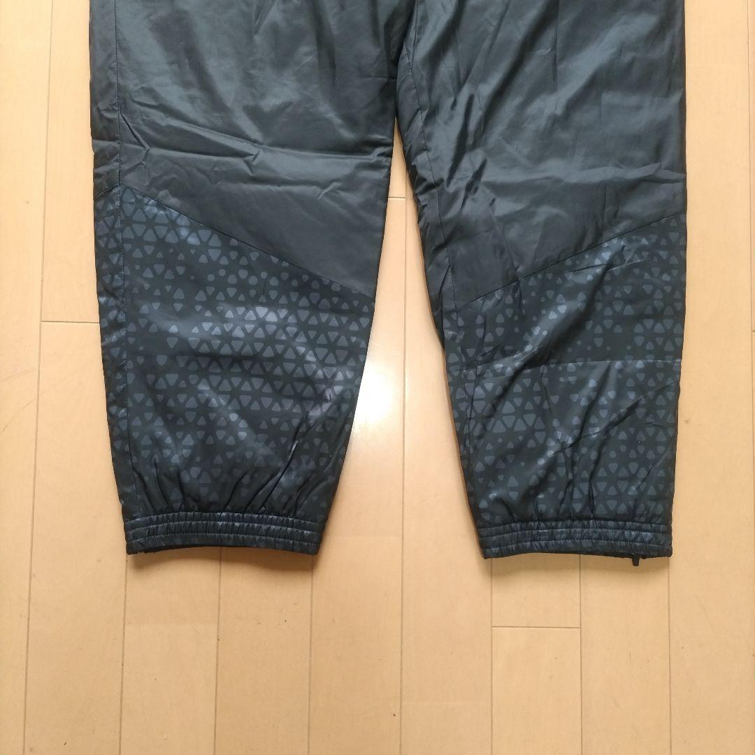 【新品未使用】プーマ ピステ パデットパンツ　中綿　XLサイズ