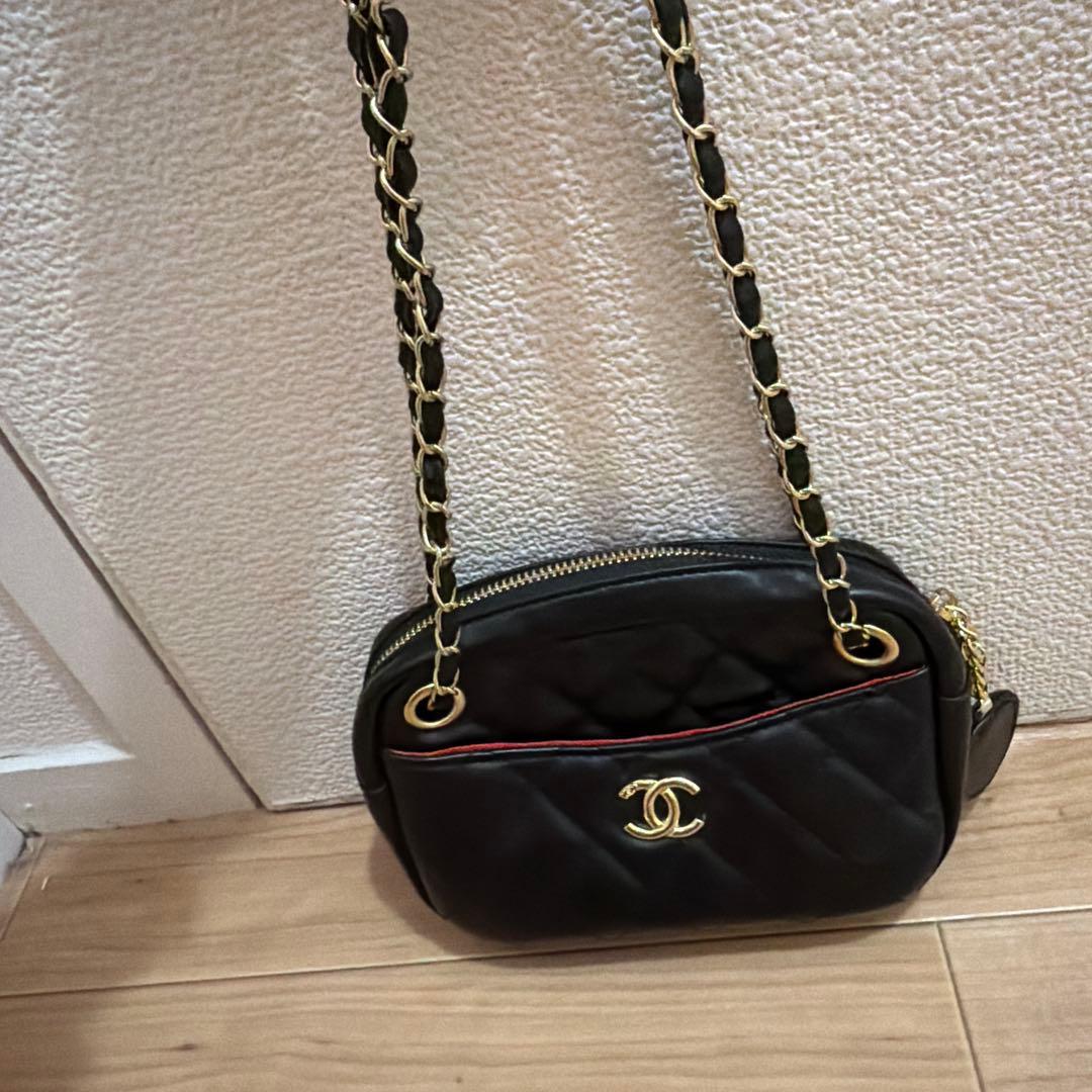 CHANEL ノベルティー　2wayブラックレザーショルダーバッグ
