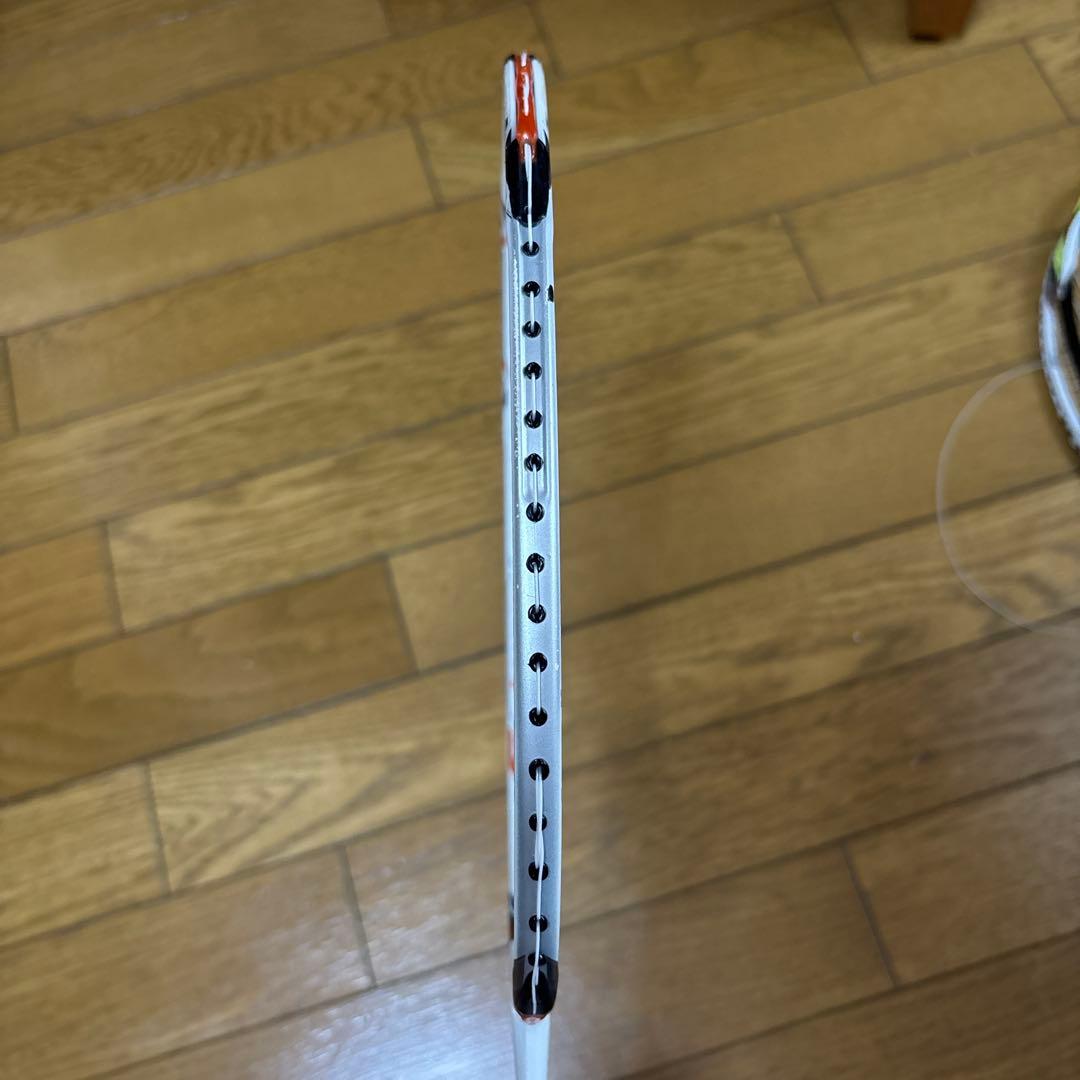 YONEX Voltric 70 バドミントンラケット