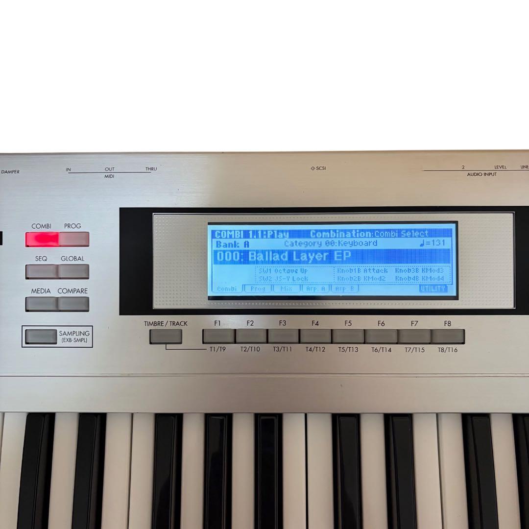 【動作品】KORG コルグ TRITON LE61 シンセサイザー