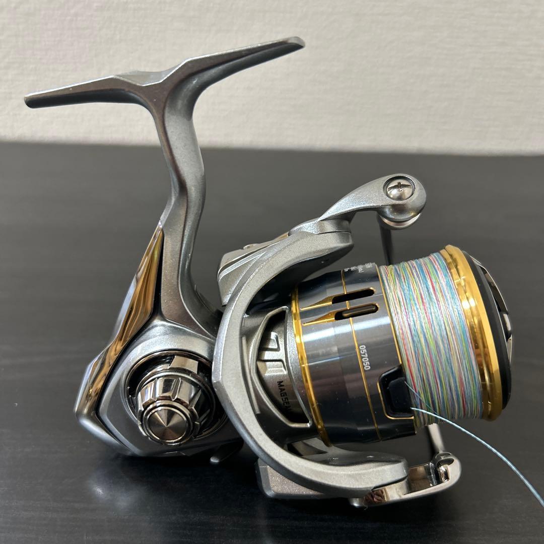 DAIWA FREAMS LT2500S-DH 18フリームス