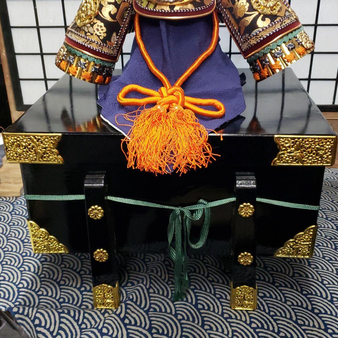 御飾り兜