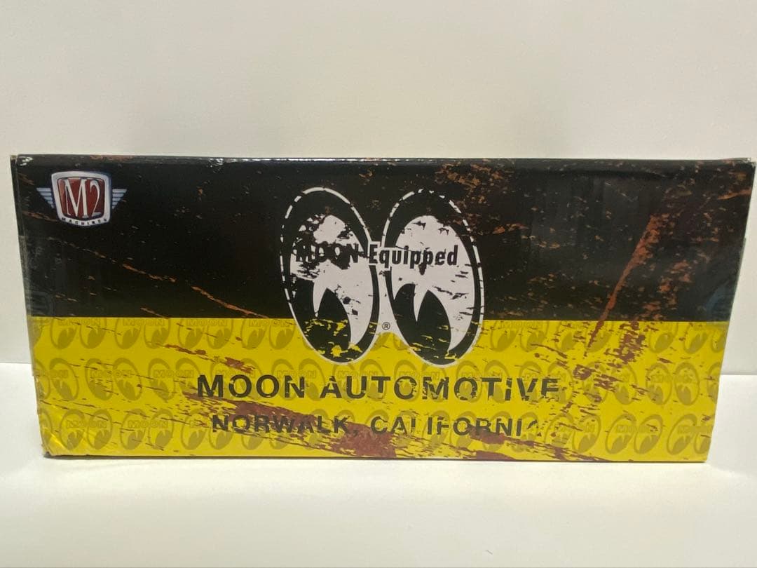 新品　ムーンアイズ　アメ車　1/24 ミニカー GMC シエラ　グランデ　C10