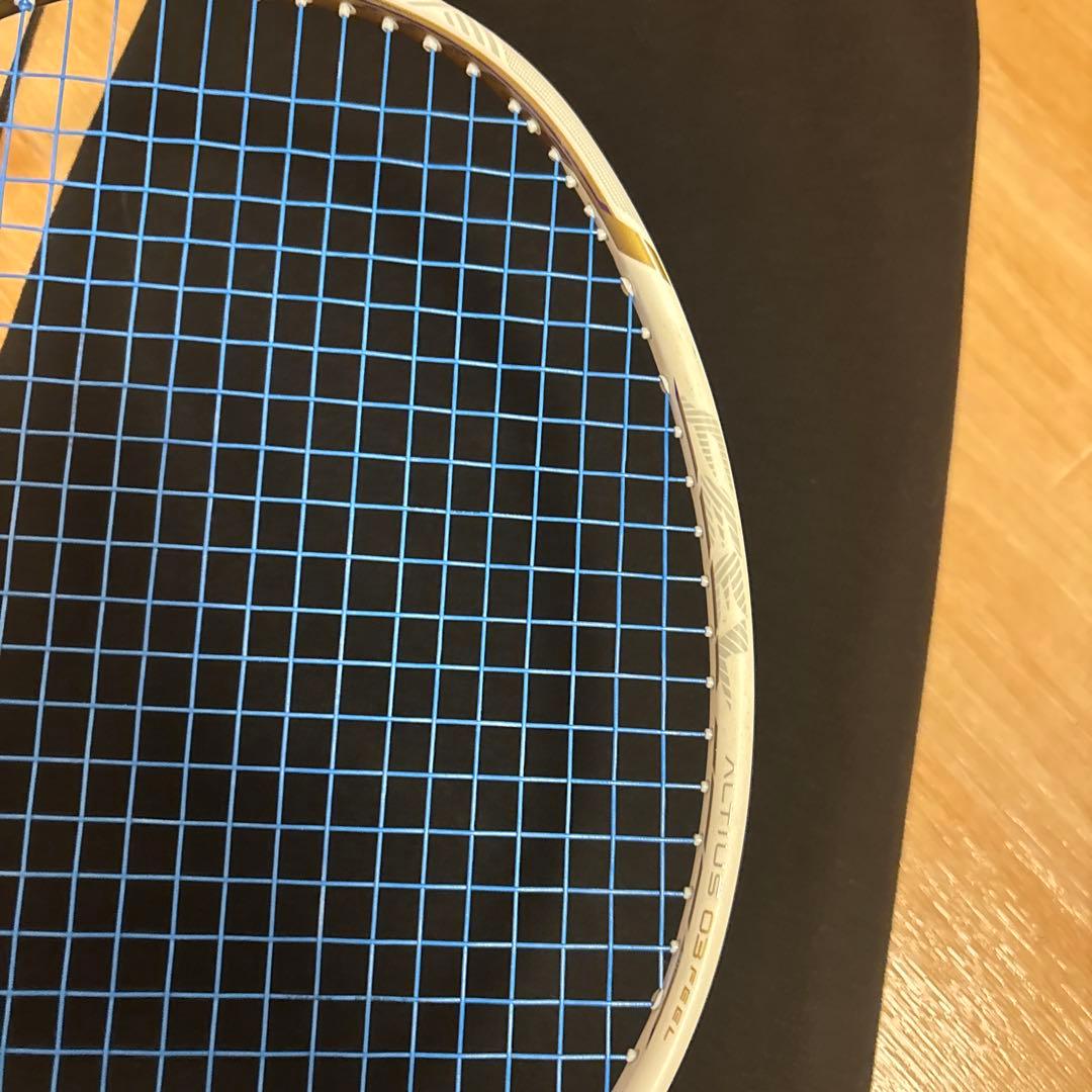 ミズノ アルティウス03Feel 4UG6 バドミントンラケット　MIZUNO