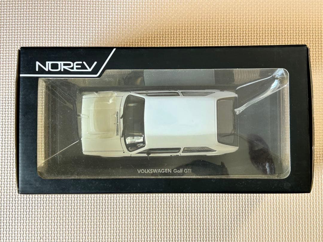 NOREV 1:18 ゴルフGTI ミニカー 未開封未展示