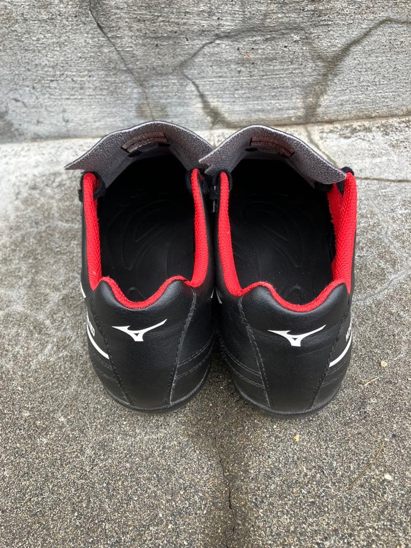 【美品】Mizuno モナルシーダ 黒/赤　トレシュー25.5cm
