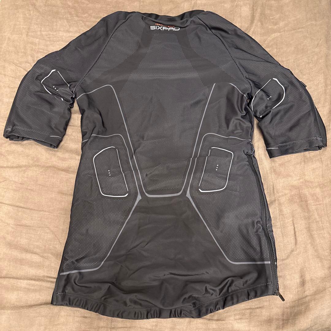 1回のみ使用【WOMEN】SIXPAD Powersuit Top Lサイズ