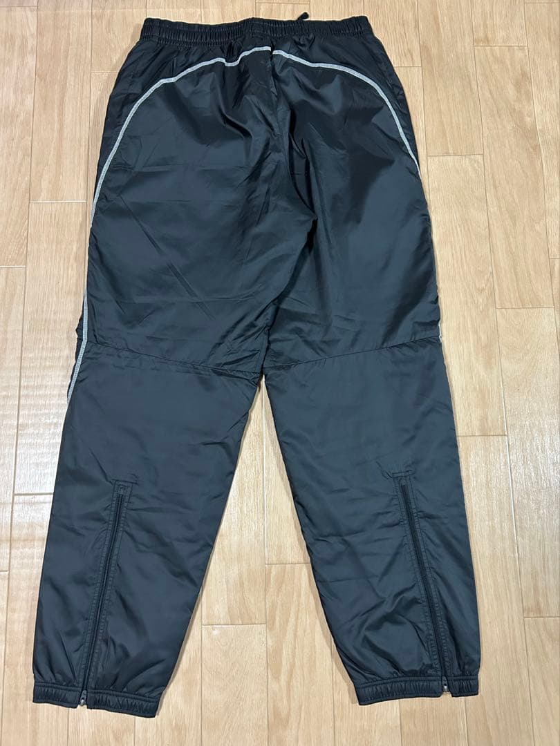 PUMA ウィンドブレーカー ブラック　サイズO