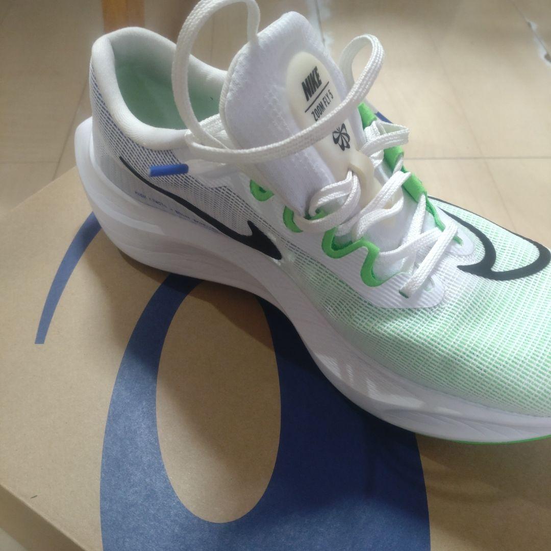 NIKE ZOOM FLY 5 ホワイト/グリーン　28センチ