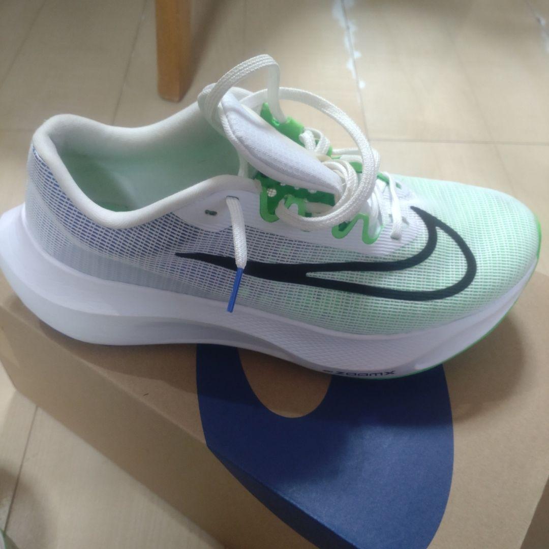 NIKE ZOOM FLY 5 ホワイト/グリーン　28センチ