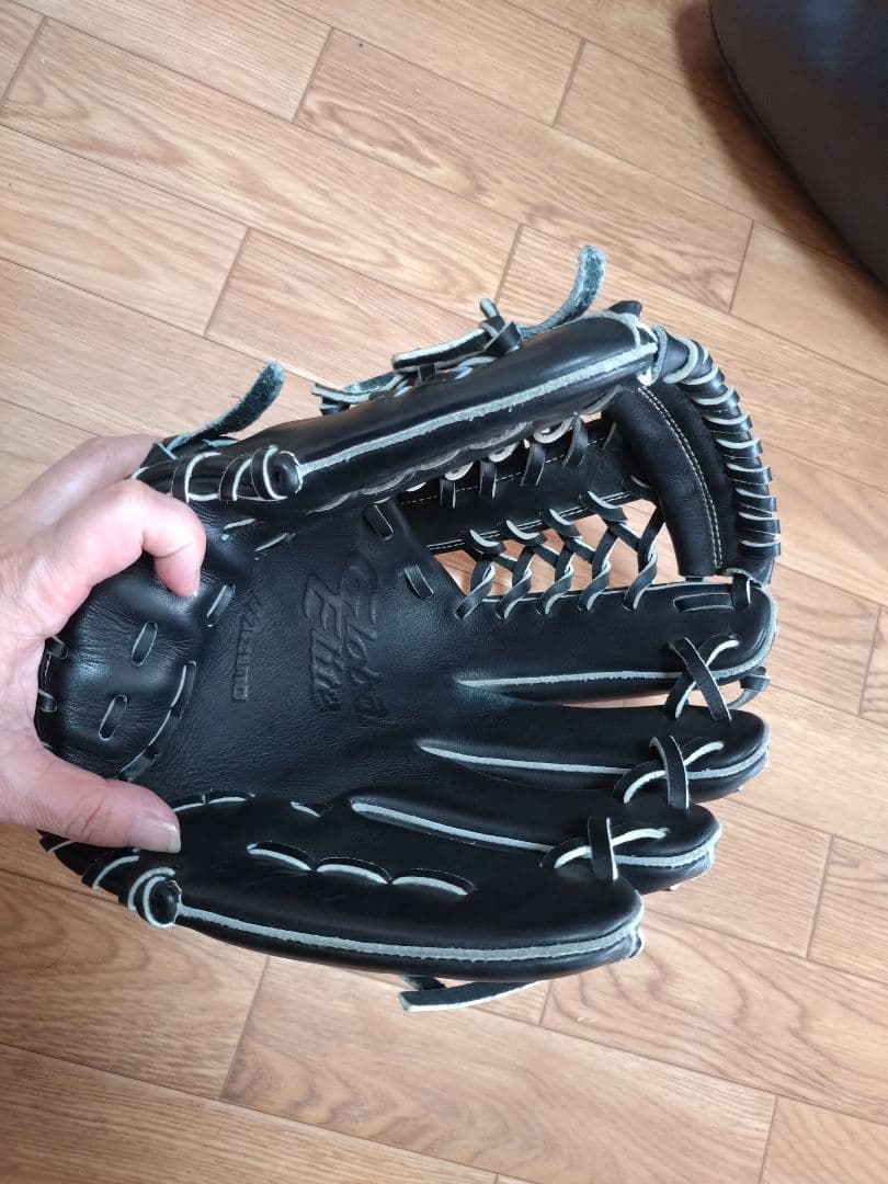 硬式野球グローブ 黒