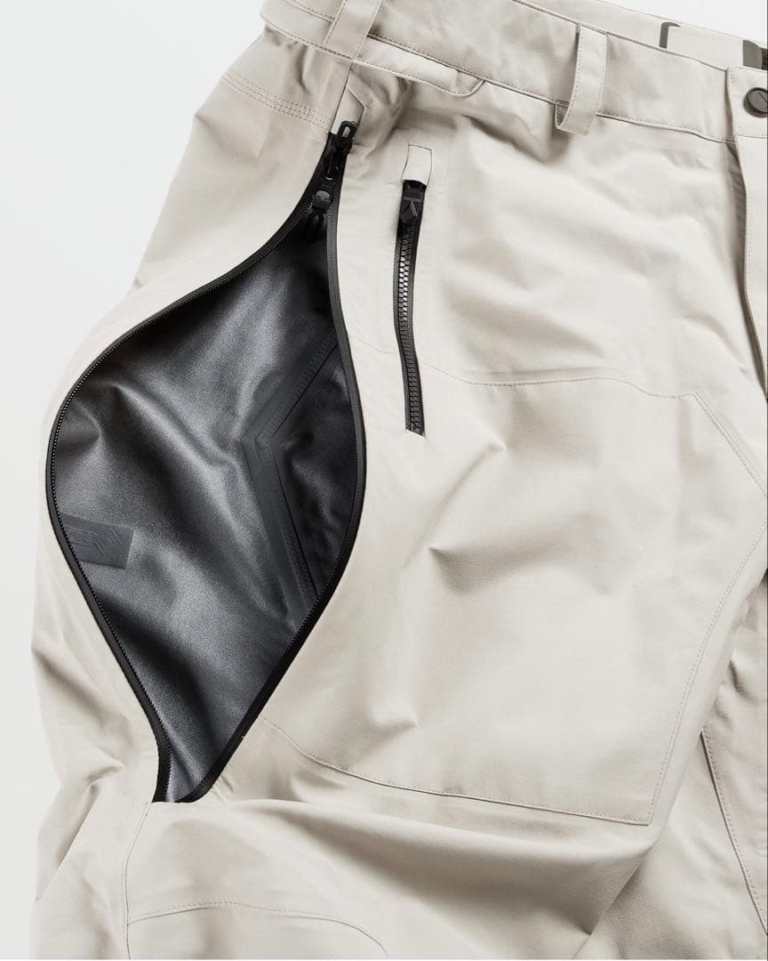 【新品】ボルコム　GUIDE GORE-TEX PRO パンツ　Lサイズ